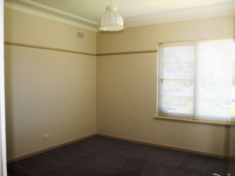 12 Urunga Parade, Miranda NSW 2228