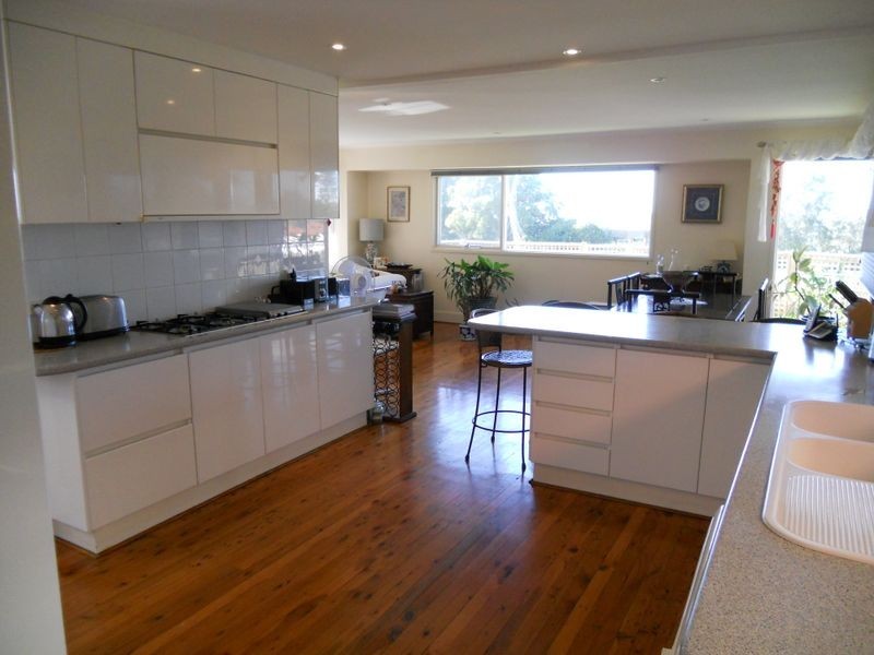 30 Amaroo Street, Sylvania NSW 2224