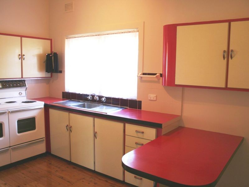 12 Urunga Parade, Miranda NSW 2228