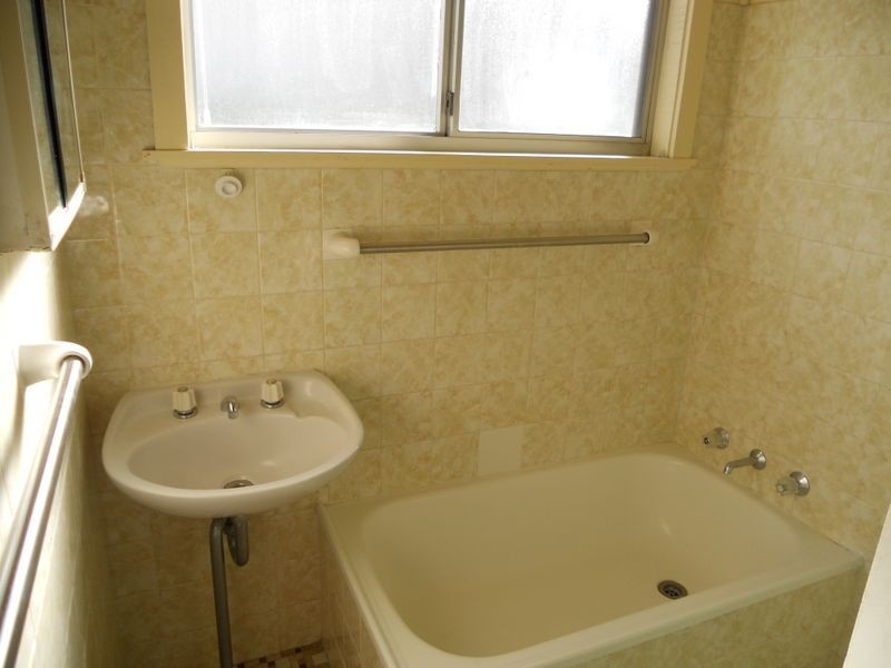 3 Graham Avenue, Miranda NSW 2228