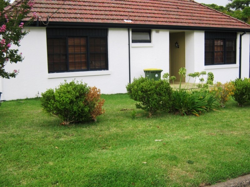 1 Ingara Avenue, Miranda NSW 2228