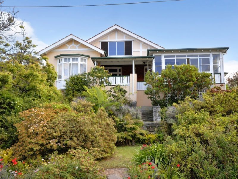 1 Muneela Place, Yowie Bay NSW 2228