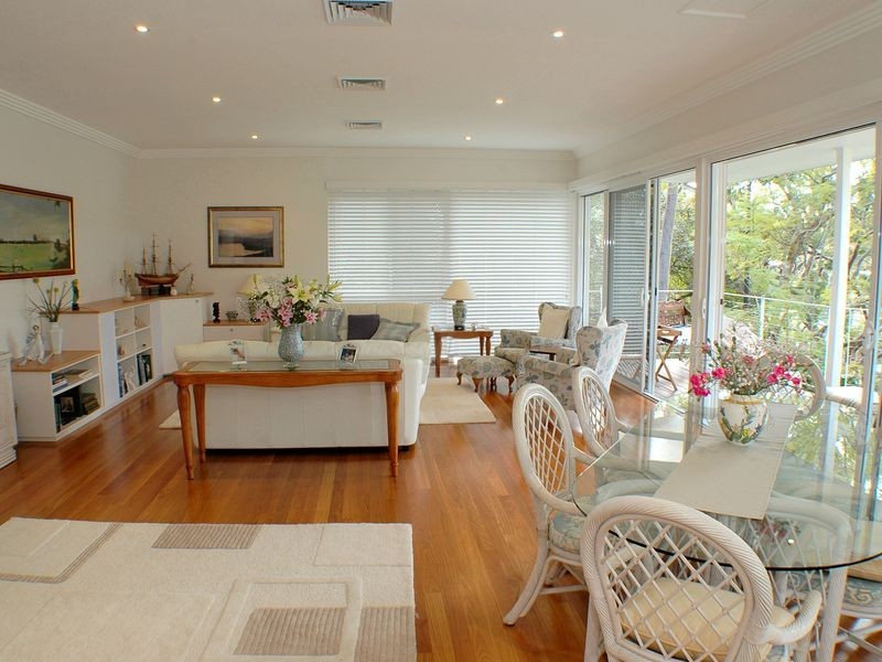 11 Coora Road, Yowie Bay NSW 2228