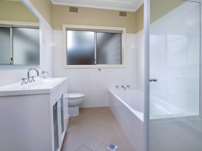 46 Old Taren Point Road, Taren Point NSW 2229