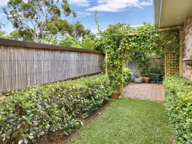 4/17 Harnleigh Ave, Woolooware NSW 2230