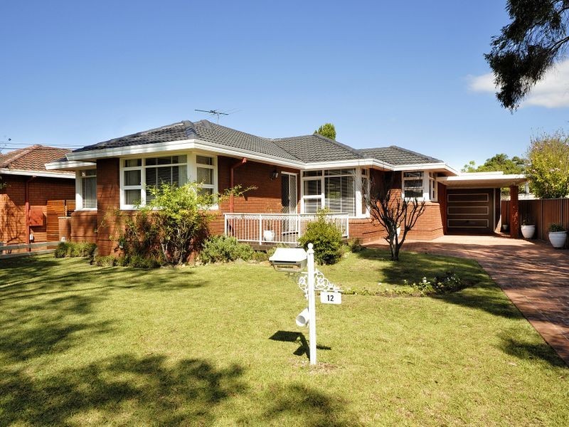 12 Graham Ave, Miranda NSW 2228