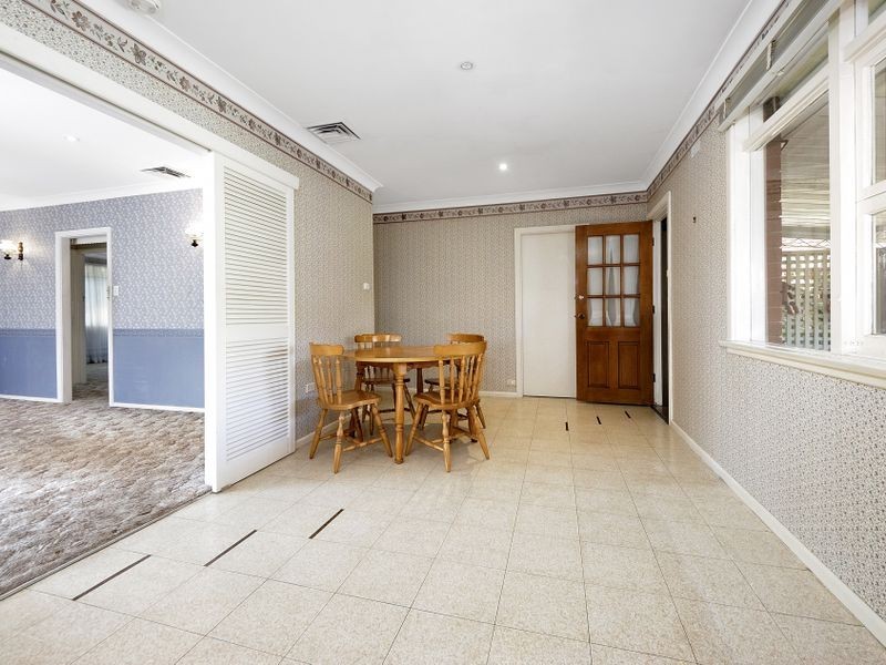 12 Graham Ave, Miranda NSW 2228