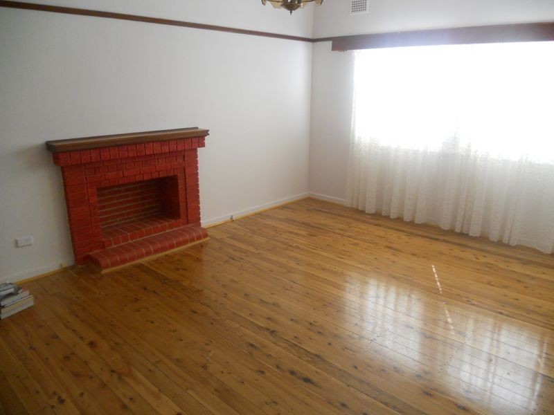 11 Urunga Parade, Miranda NSW 2228