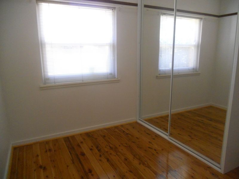 11 Urunga Parade, Miranda NSW 2228