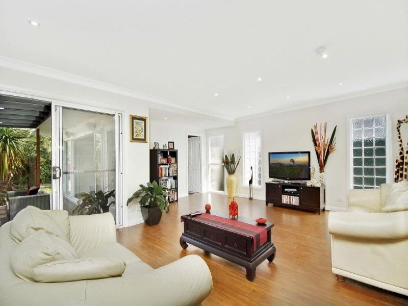 28 Burleigh Avenue, Caringbah NSW 2229