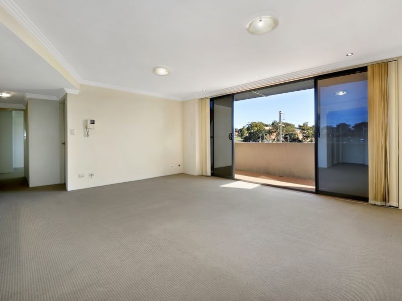 27/8-12 Wandella Road, Miranda NSW 2228