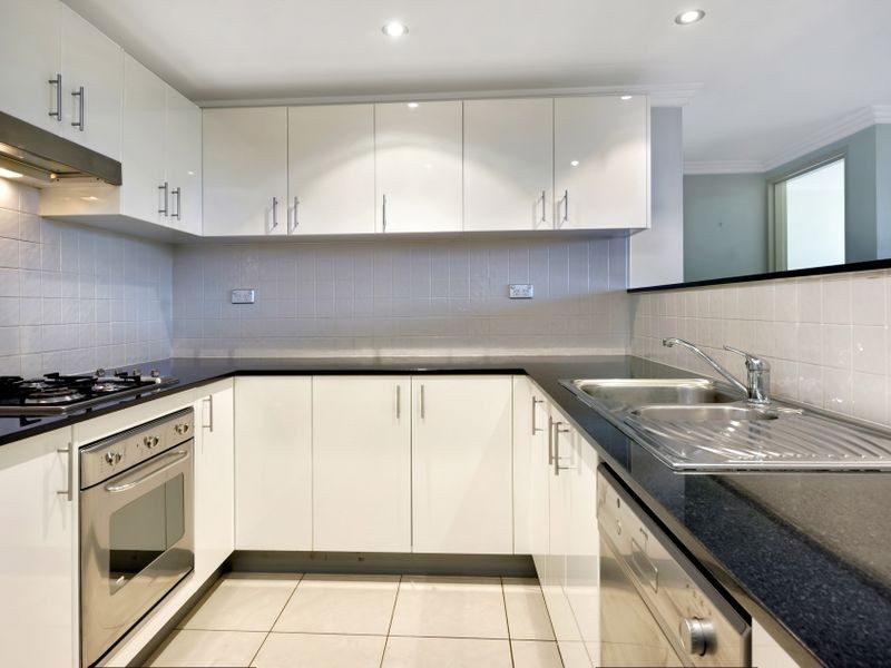 27/8-12 Wandella Road, Miranda NSW 2228
