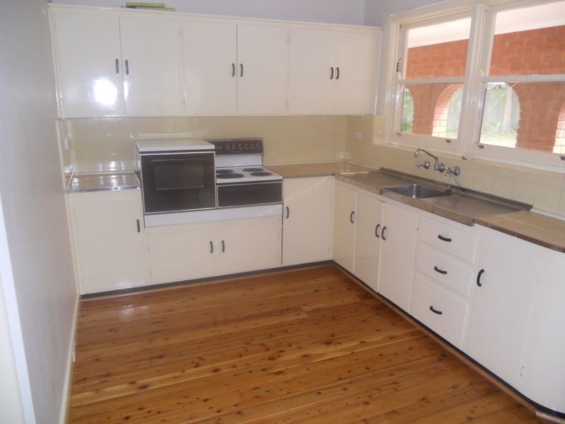 8 Balyata Avenue, Caringbah NSW 2229