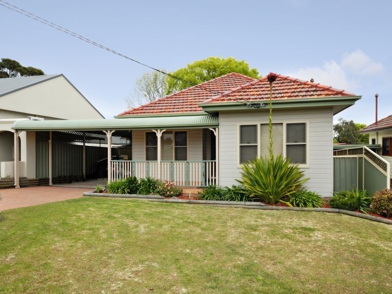 19 Ingara Avenue, Miranda NSW 2228