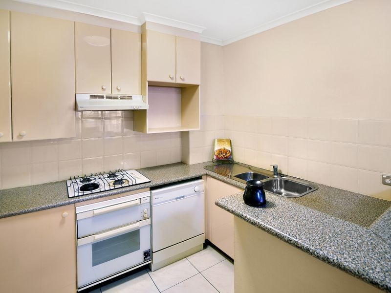 30/7/15 Jackson Avenue, Miranda NSW 2228