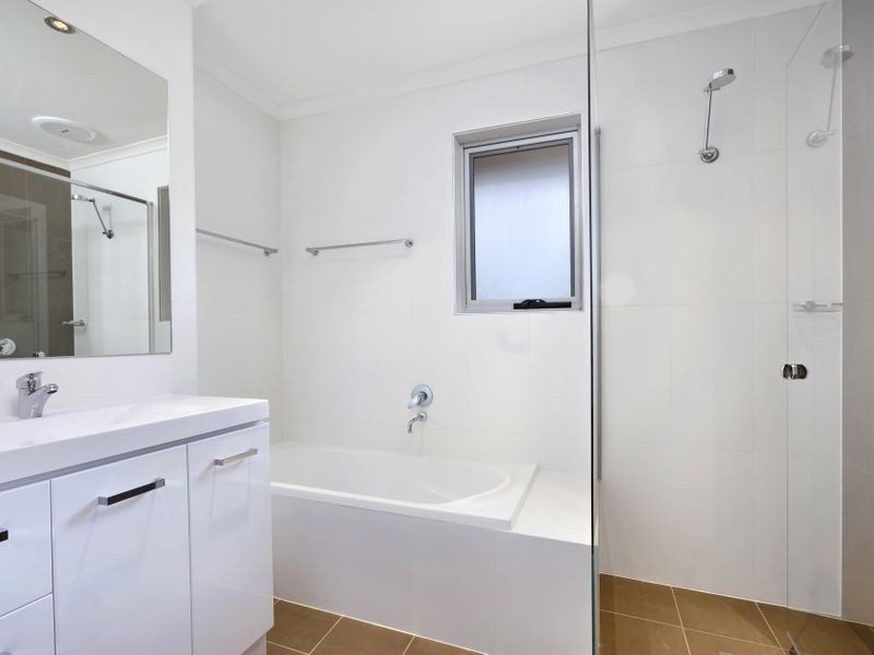 1/36-38 Durbar Ave, Kirrawee NSW 2232