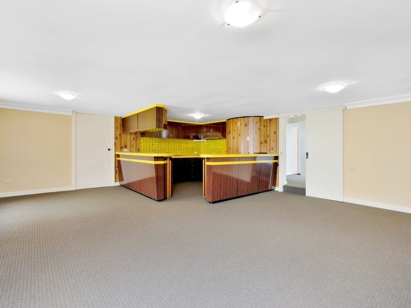 35 Goodacre Ave, Miranda NSW 2228