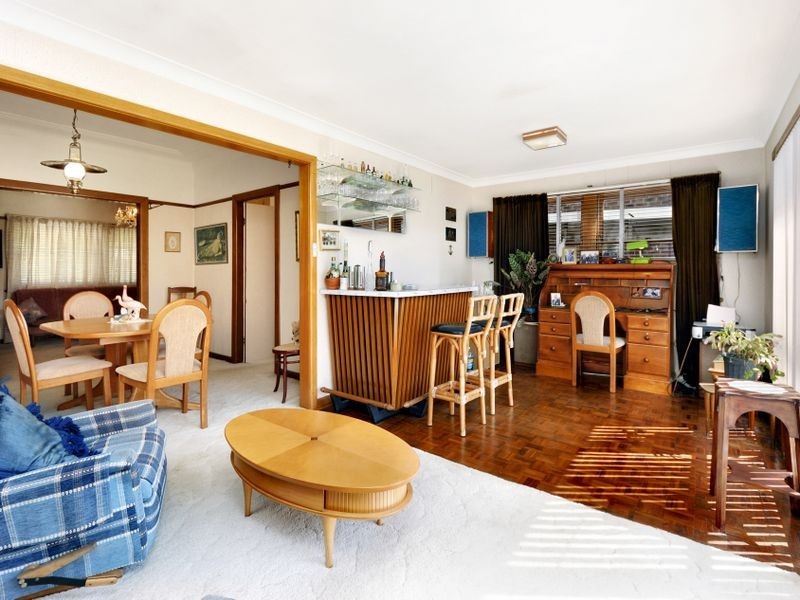10 Kirrawee Ave, Kirrawee NSW 2232