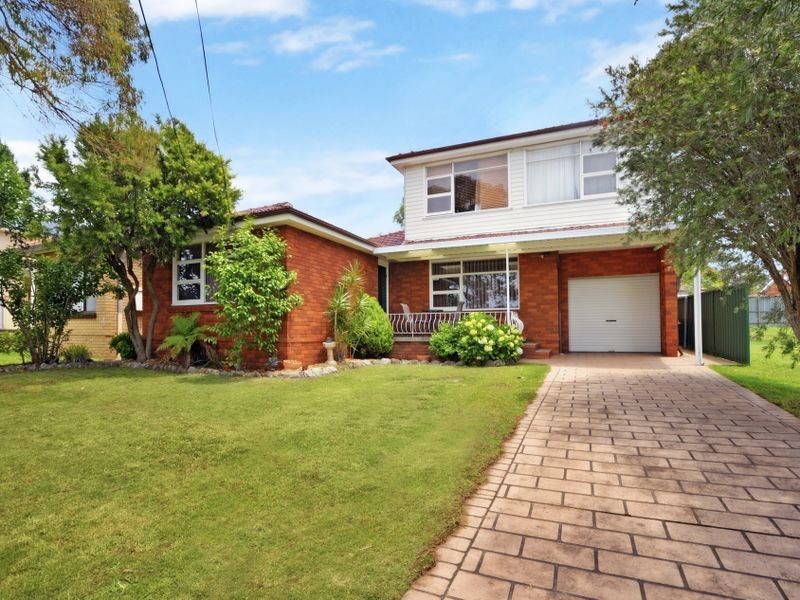 21 Edward Ave, Miranda NSW 2228