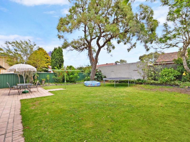 21 Edward Ave, Miranda NSW 2228