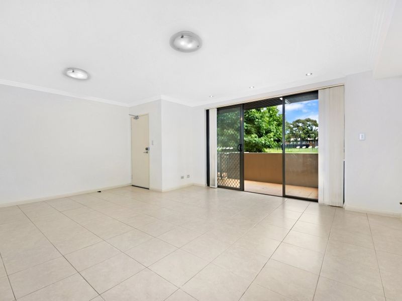 2/8-12 Wandella Road, Miranda NSW 2228