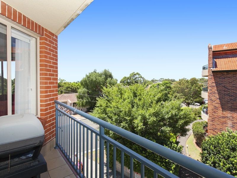 13/28-30 Urunga Parade, Miranda NSW 2228