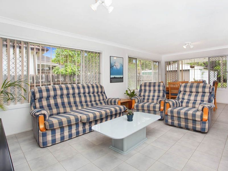 6 Carramar Crescent, Miranda NSW 2228