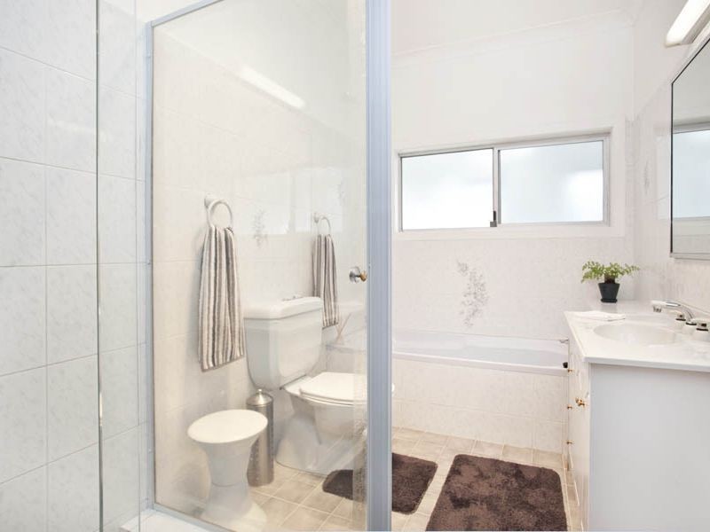 6 Carramar Crescent, Miranda NSW 2228