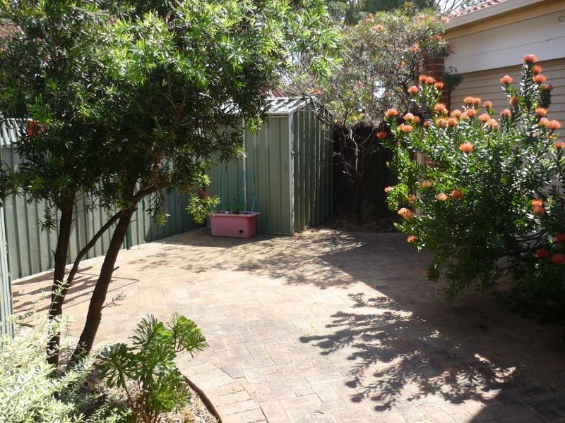 1/4 Owen Jones Row, Menai NSW 2234