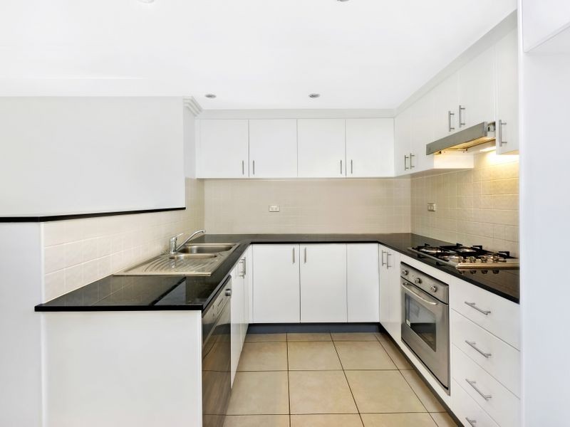 4/8-12 Wandella Road, Miranda NSW 2228