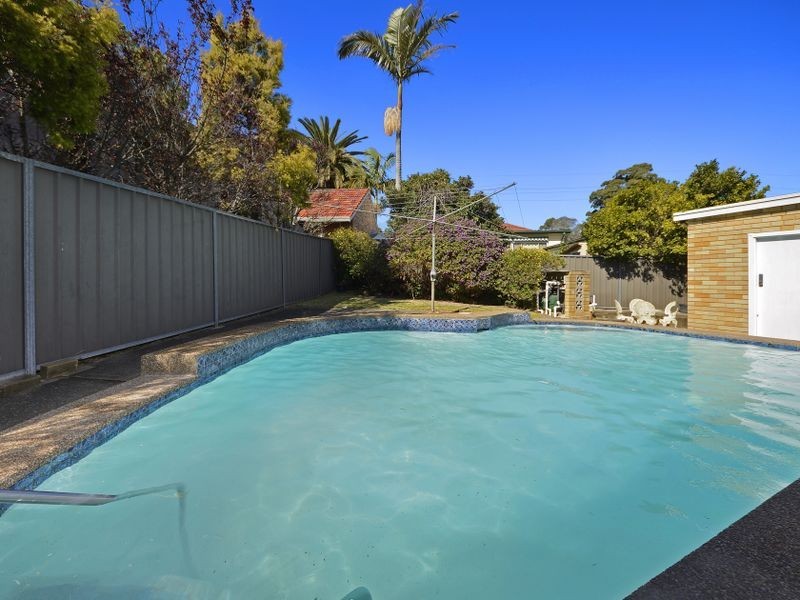 4 Donna Place, Miranda NSW 2228