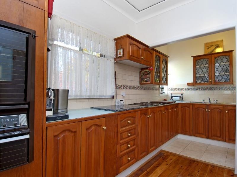 5 Nioka Place, Caringbah NSW 2229