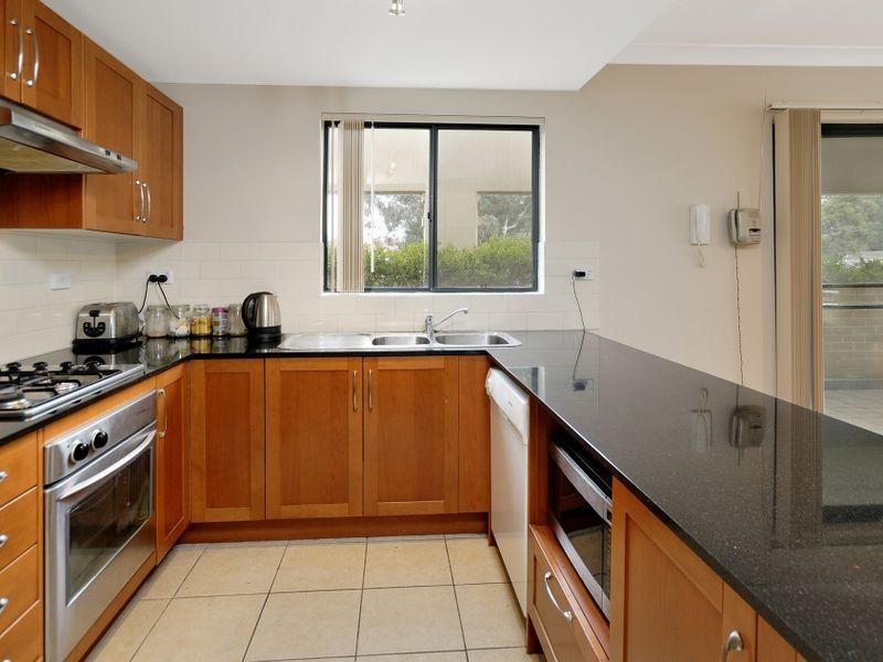 1/94 Karimbla Road, Miranda NSW 2228