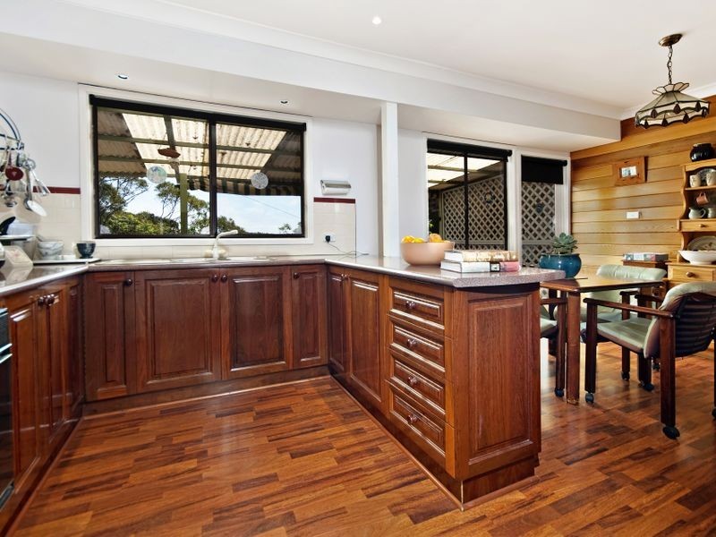 7 Garfield Ave, Bonnet Bay NSW 2226