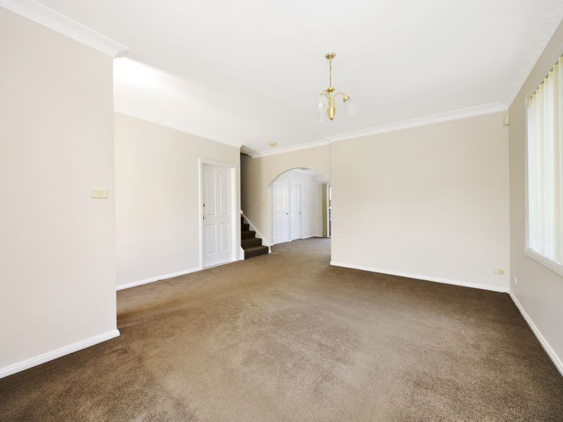 2/2 Edward Ave, Miranda NSW 2228