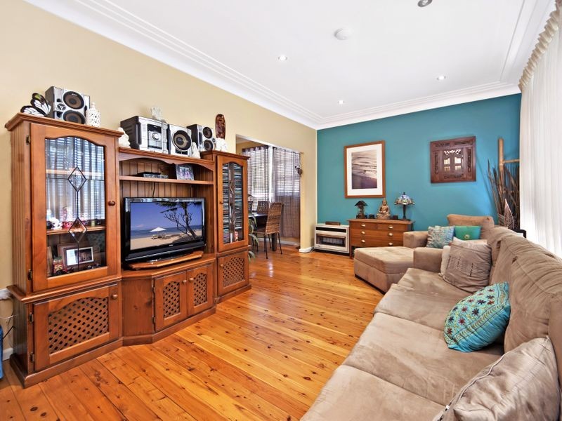 214 Parraweena Road, Miranda NSW 2228