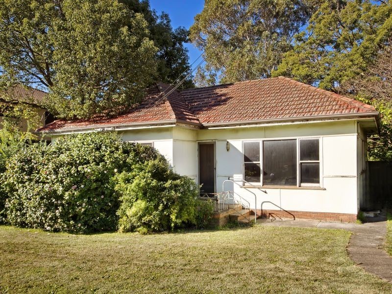 8 Dyinda Place, Miranda NSW 2228