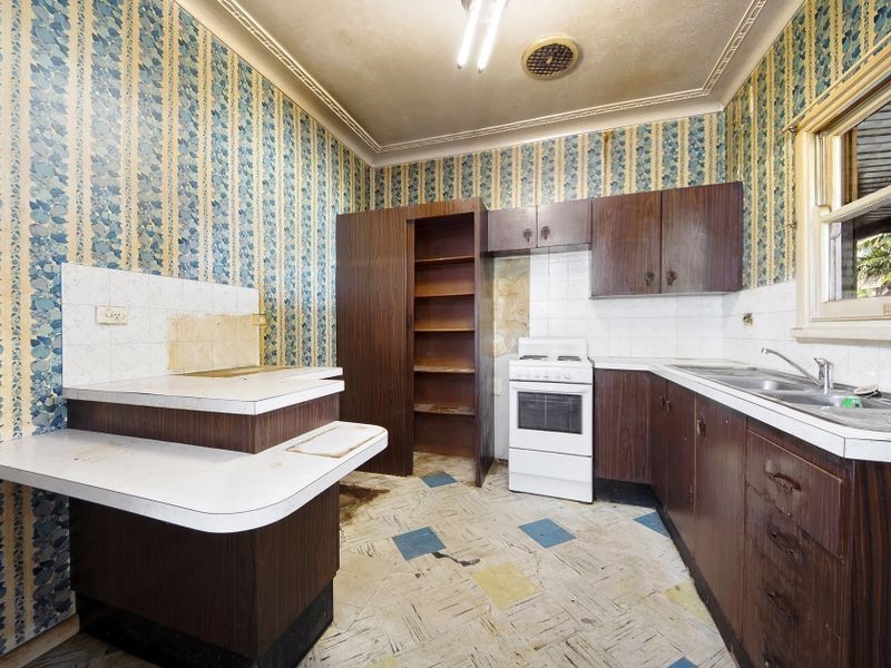 8 Dyinda Place, Miranda NSW 2228