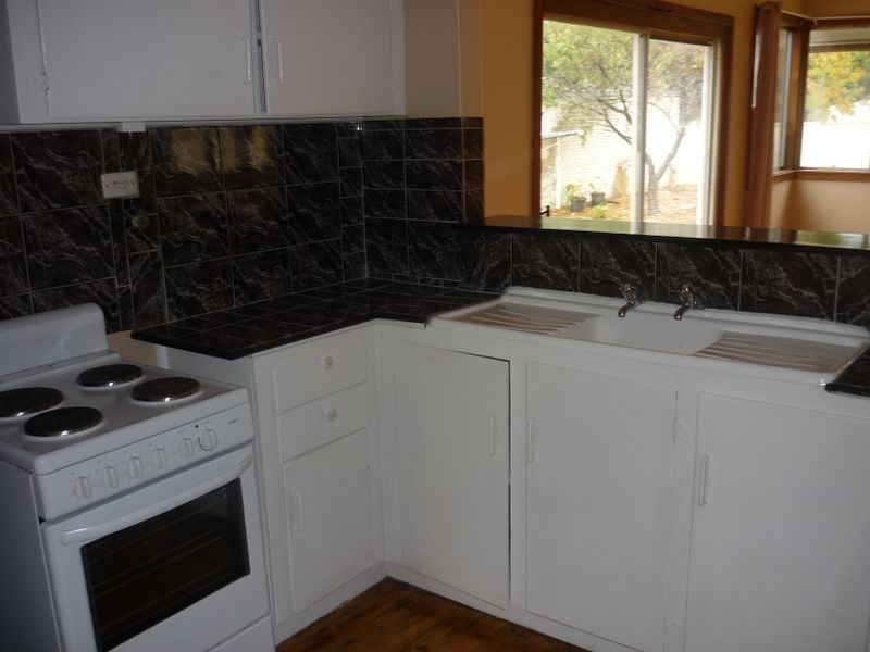 1 Carramar Crescent, Miranda NSW 2228