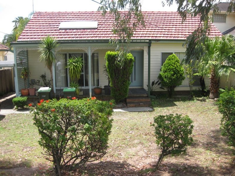 41 Easton Avenue, Sylvania NSW 2224