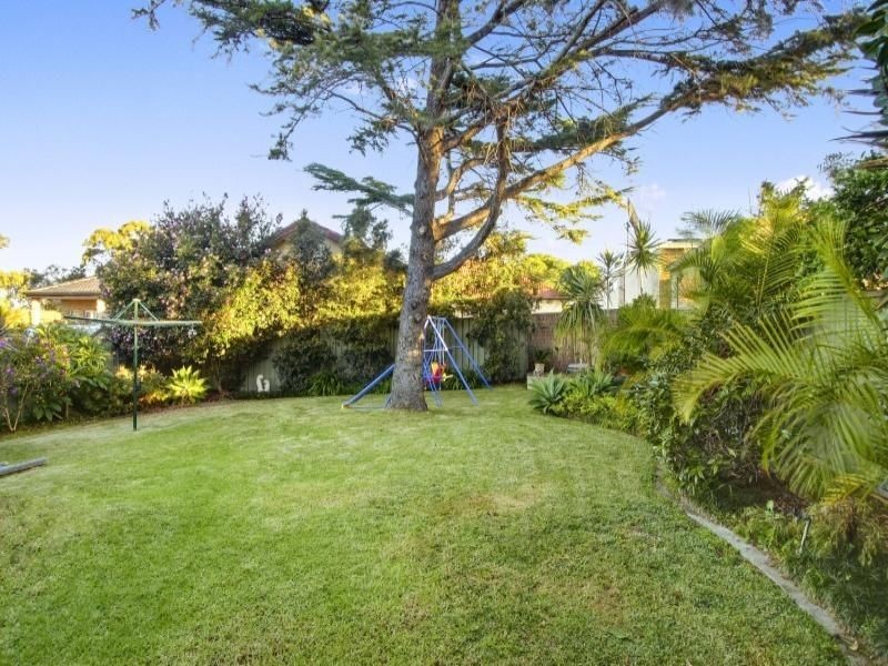 4 Graham Avenue, Miranda NSW 2228