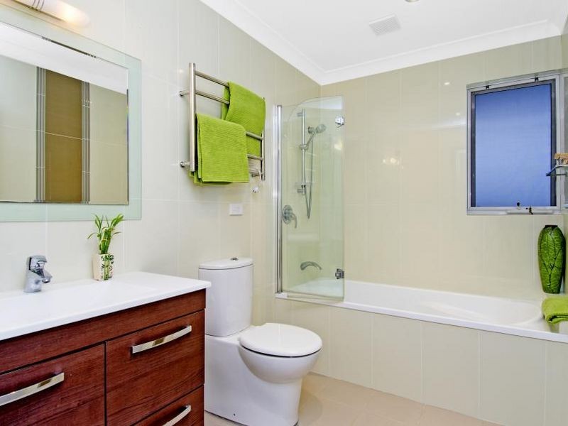 29 Bruce Ave, Caringbah South NSW 2229