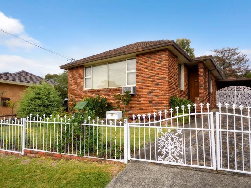 8 Clifford Road, Yowie Bay NSW 2228