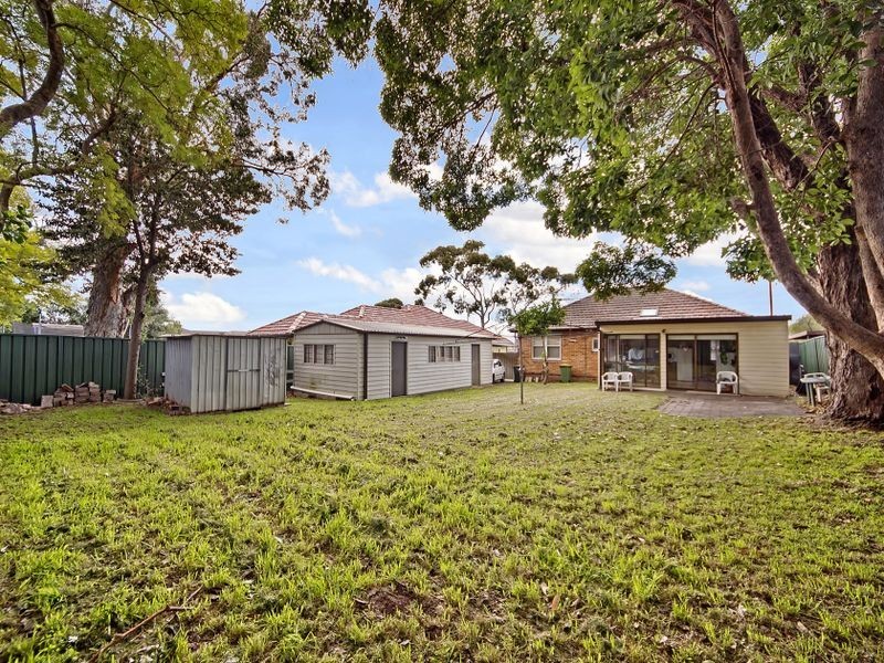 25 Karoola Cres, Caringbah NSW 2229