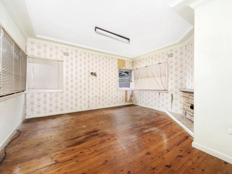 11 Junction Street, Miranda NSW 2228