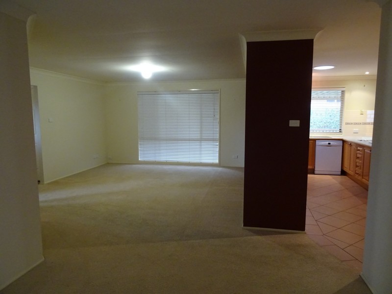 4 Gloaming Avenue, East Maitland NSW 2323