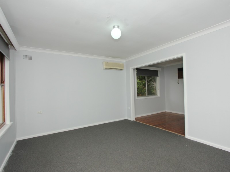 4 Jarrett Street, Waratah West NSW 2298