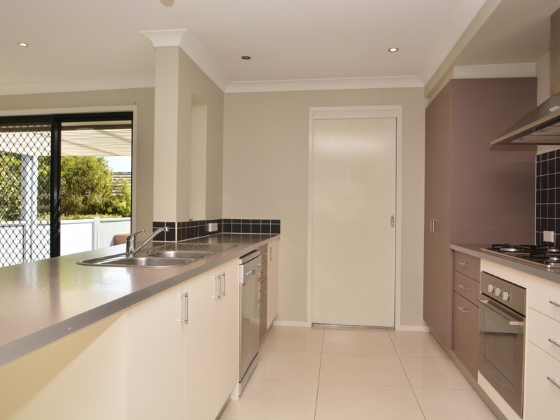 126 Aberglasslyn  Road, Rutherford NSW 2320