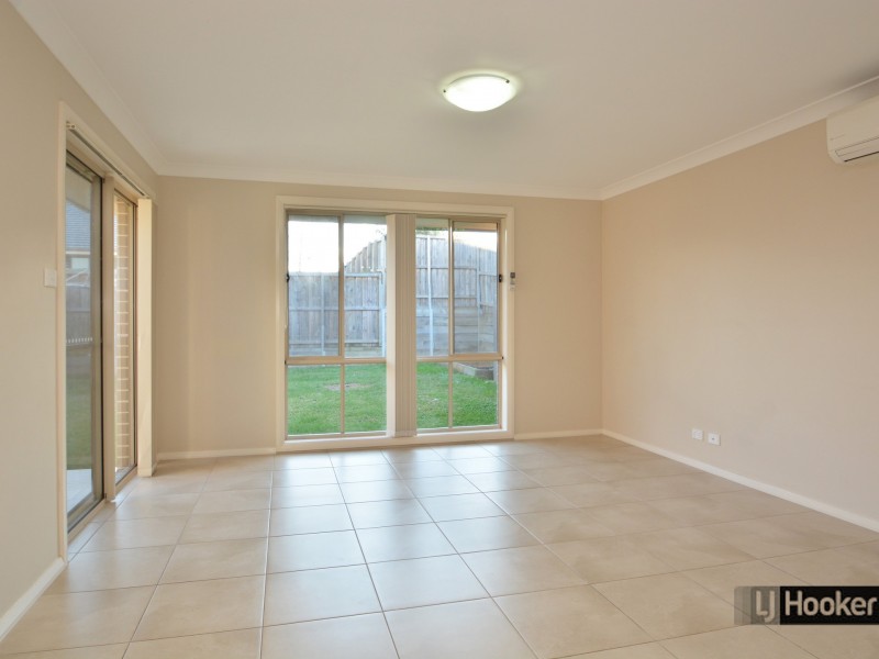 2/12 Dunnart Street, Aberglasslyn NSW 2320