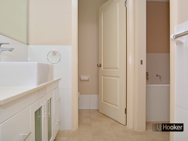 2/12 Dunnart Street, Aberglasslyn NSW 2320